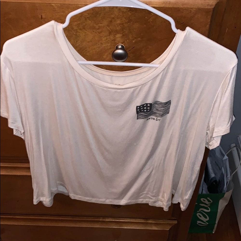 American eagle cropped loose fitting T-shirt